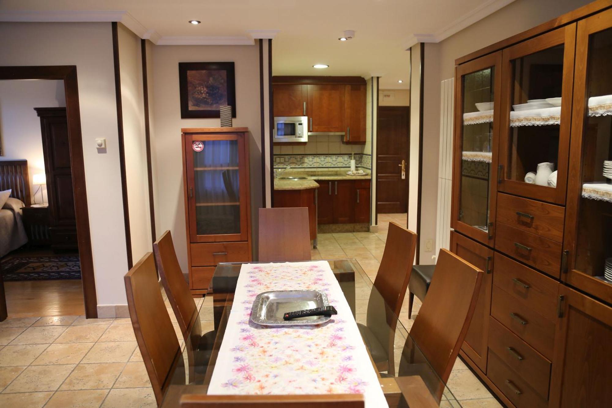 Apartamentos La Pontiga *** Infiesto Zimmer foto