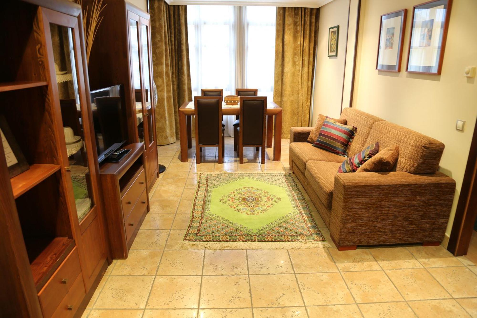 Apartamentos La Pontiga *** Infiesto Zimmer foto