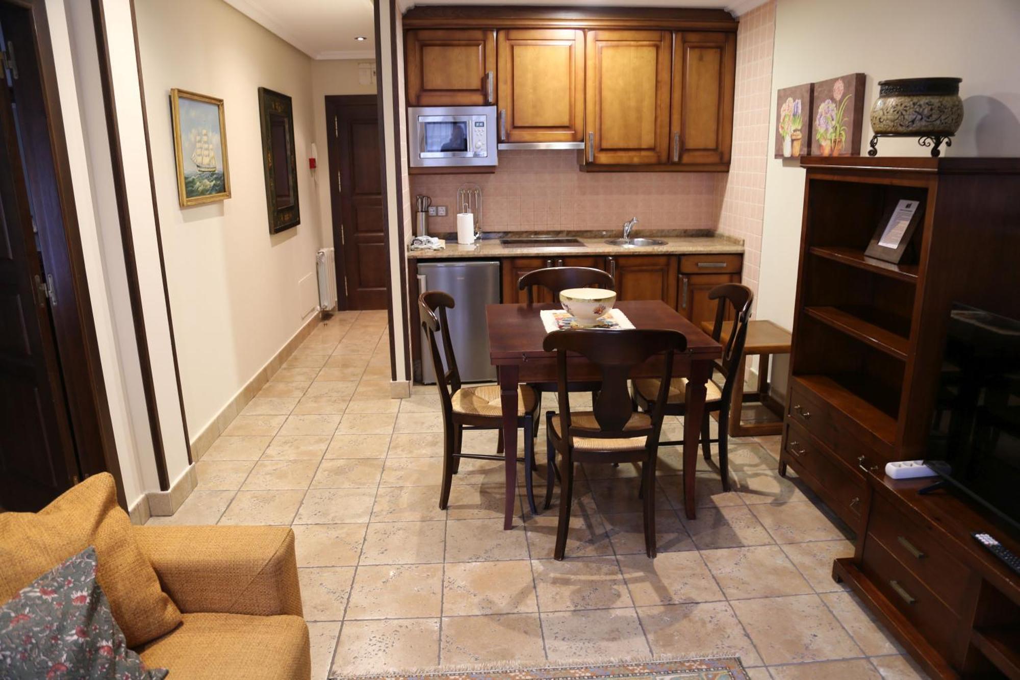 Apartamentos La Pontiga *** Infiesto Zimmer foto